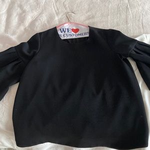 Avon Lane bell sleeved top.